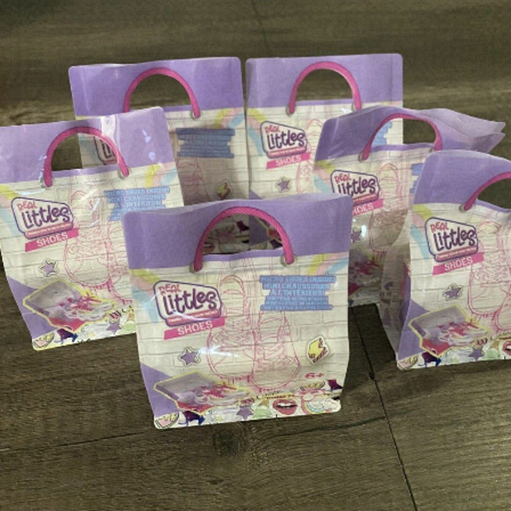 Shopkins REAL LITTLES SHOES LOT OF 6 BRAND NEW & SEALED